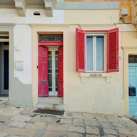 Victory View By Vallettastay