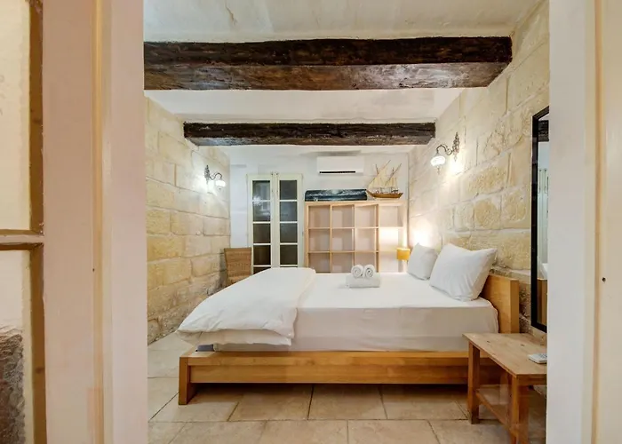 Apartment Victory View By Vallettastay