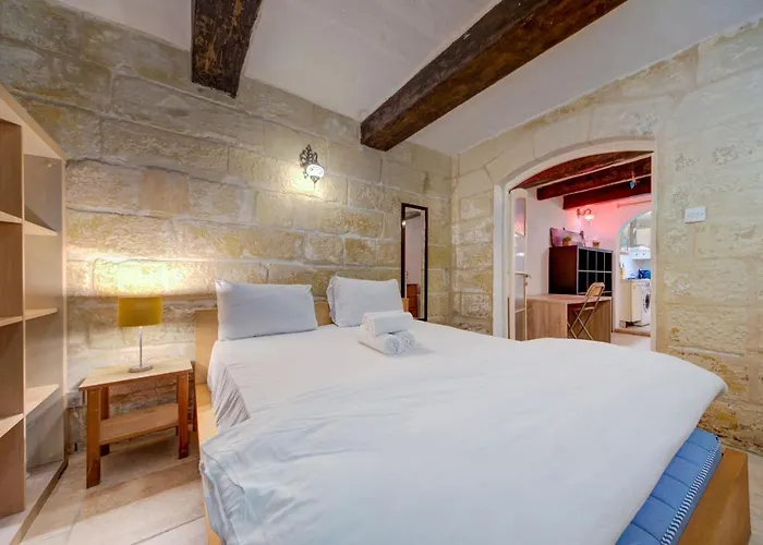 Apartment Victory View By Vallettastay *